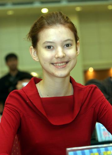 ͼ�ģ�����Ů�����������Ͼ��� С����ޱ��