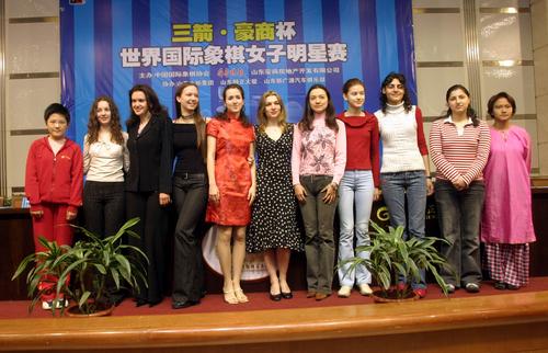 ͼ�ģ�����Ů�����������Ͼ��� ����ѡ�ֺ�Ӱ