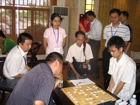 һ��������ʦ��٭U���ڶ�ʮ���£����Ƿ�Խ