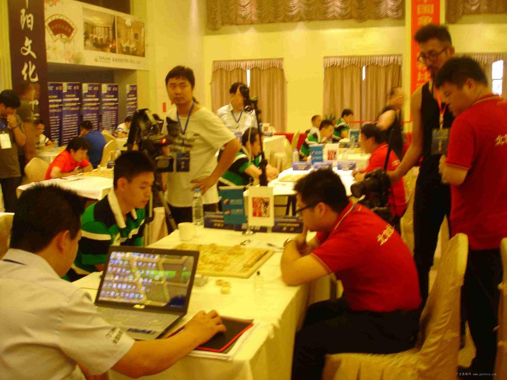 ���15�֣�ׯ��ͥ���㶫���˱�������ͷ��ɶ�ƽ�Ϻ�